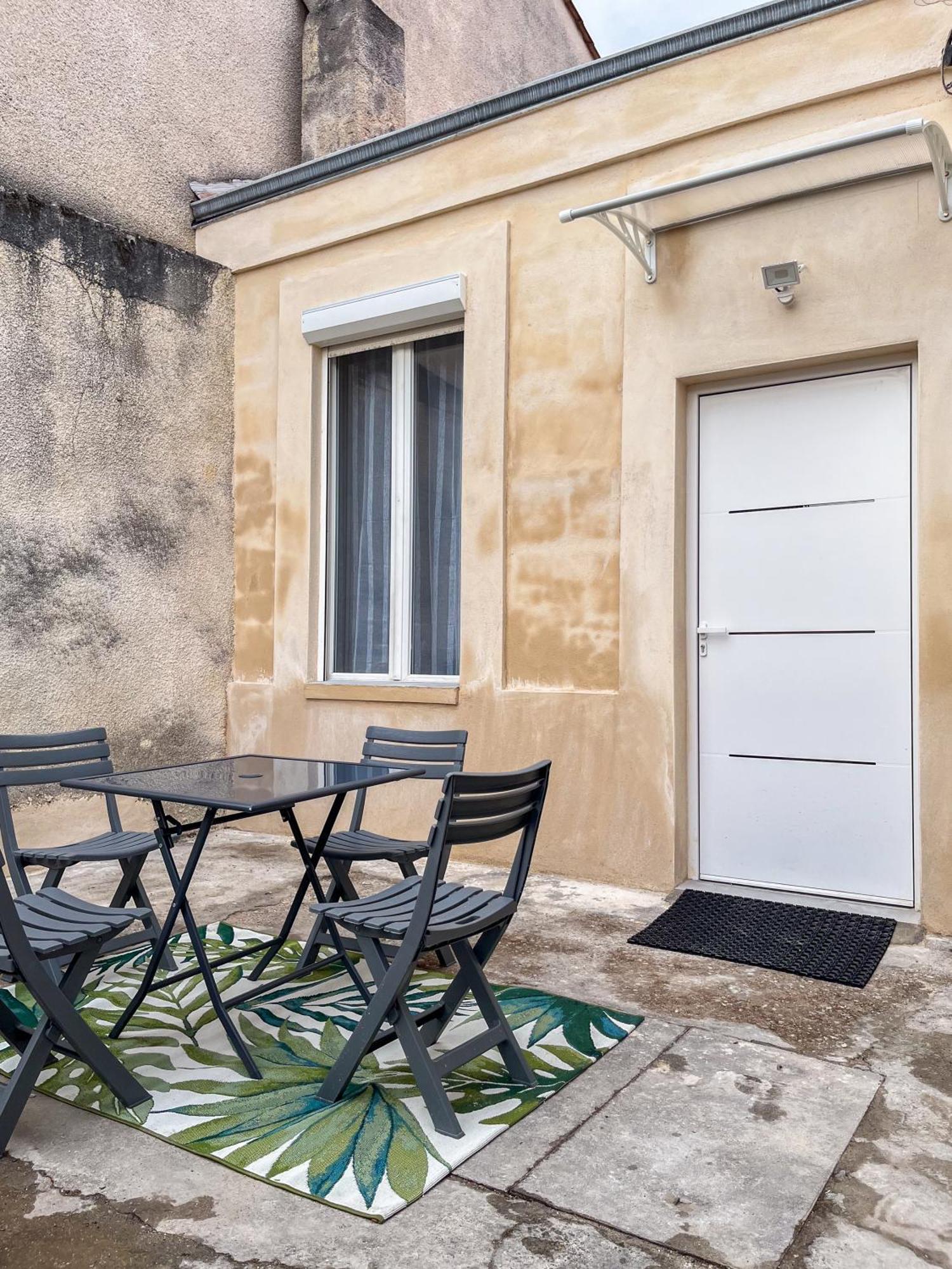 Echoppe Typique Avec Terrasse Vila Talence Exterior foto